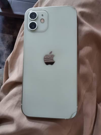 Apple iPhone 12