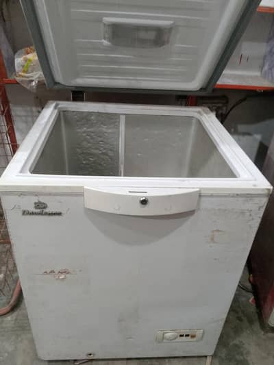 Dowlance freezer