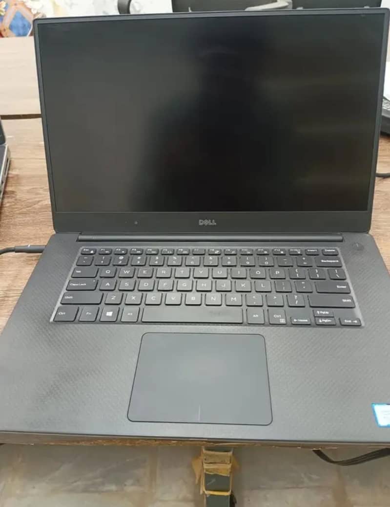 Dell precision 5520 2