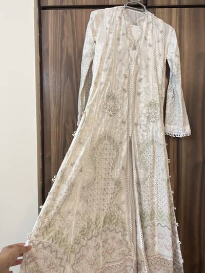 Preloved branded cloths