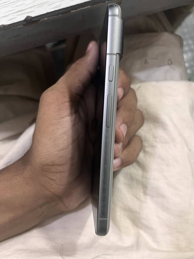 Pixel 8 0
