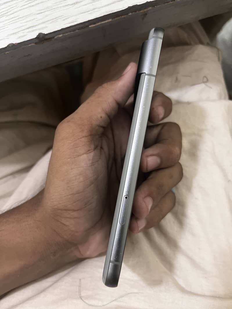 Pixel 8 1