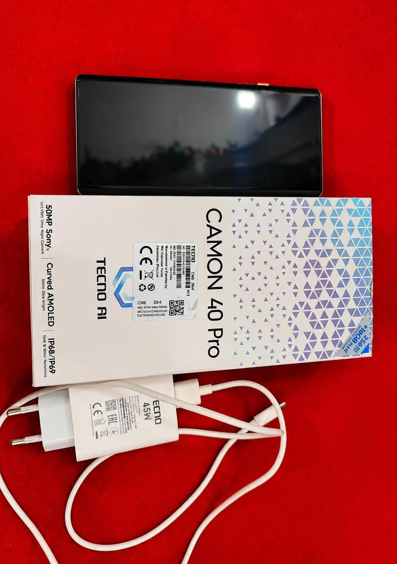 Tecno CAMON 40 Pro 0