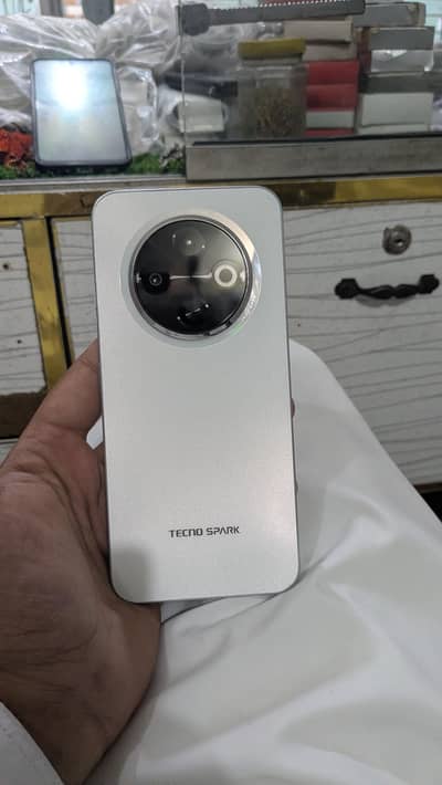 Tecno SPARK 30C