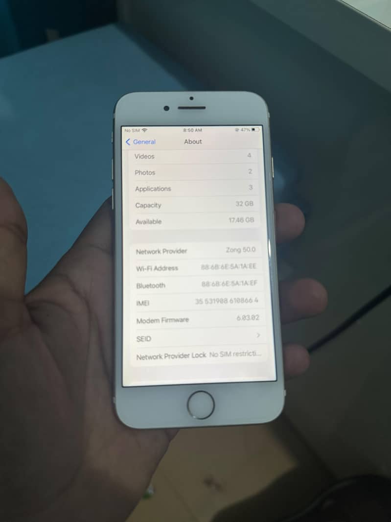 Apple iPhone 7 3