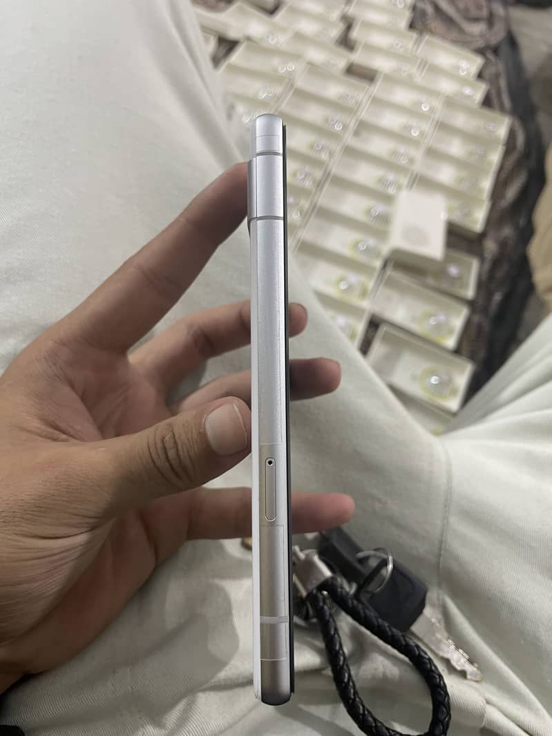 Google Pixel 7a 3