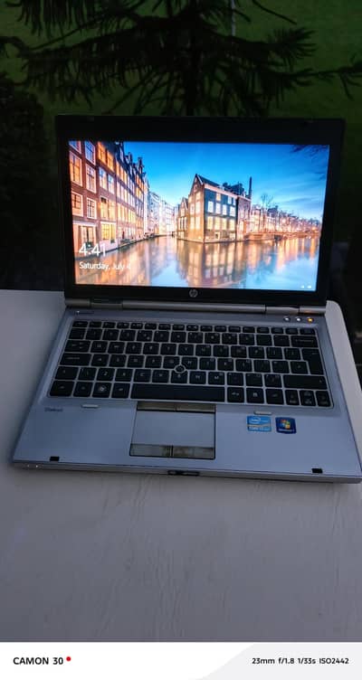 HP Laptop 2560p
