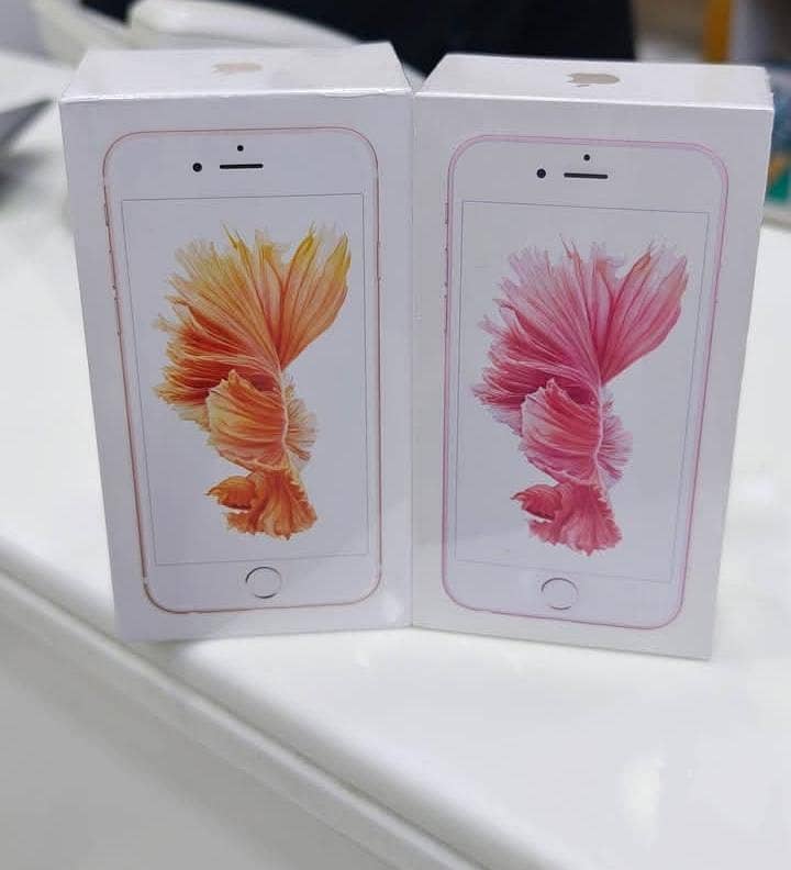 Apple iPhone 6S Plus 0