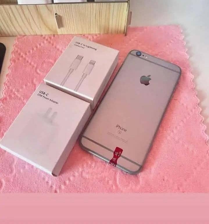 Apple iPhone 6S Plus 1