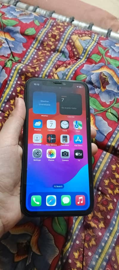 Apple iPhone 11