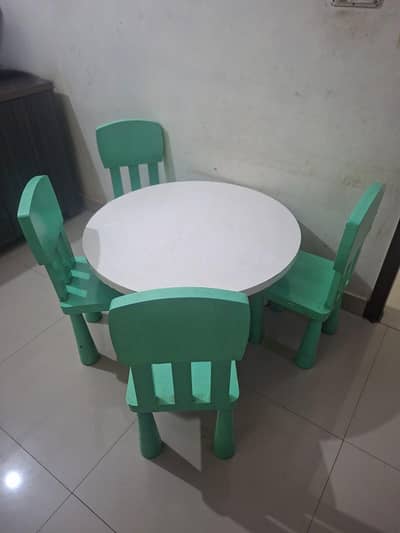 kids table chairs