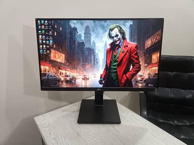 Lg 27BK67U 27 inch 4k uhd ips borderless led Type-C gaming monitor