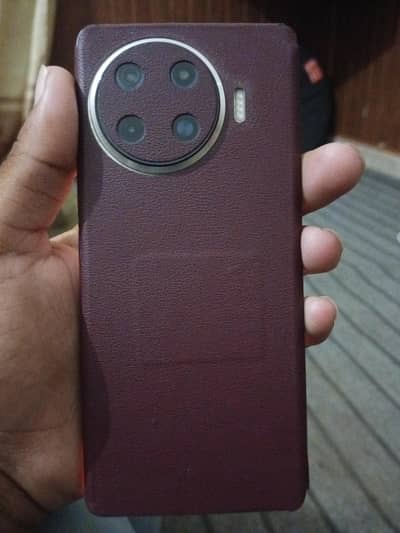 Tecno Spark 20 Pro Plus