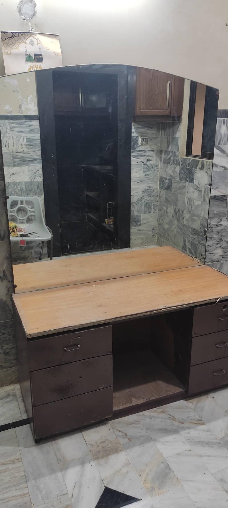 Dressing mirror 1
