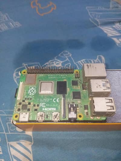 Raspberry Pi 4 Model B + 64GB Samsung MicroSD