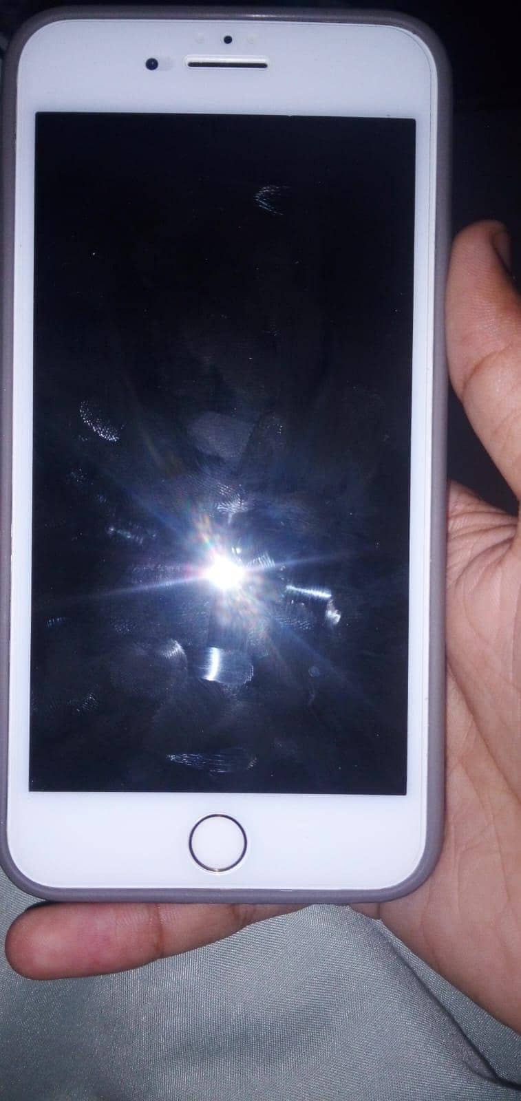 Apple iPhone 7 Plus 2