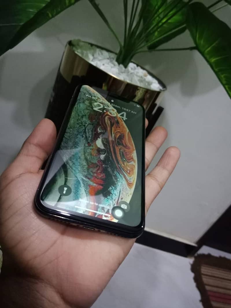 Apple iPhone X 9