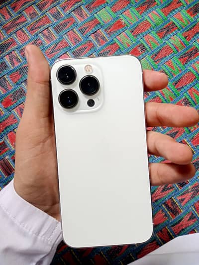 Apple iPhone 13 Pro