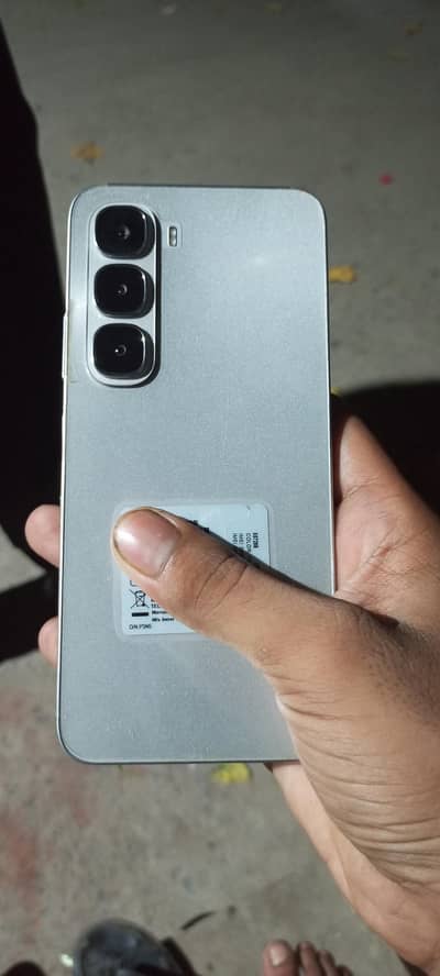 Infinix Hot 60i