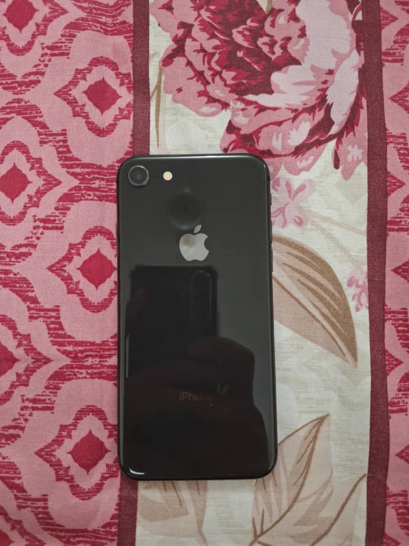 Apple iPhone 8 2