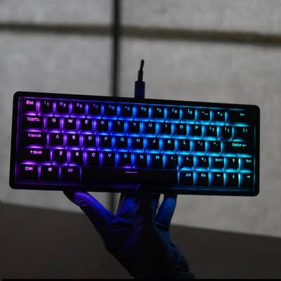 Mountain Everest 60 Mechanical Gaming Keyboard RGB | Hot Swappable |