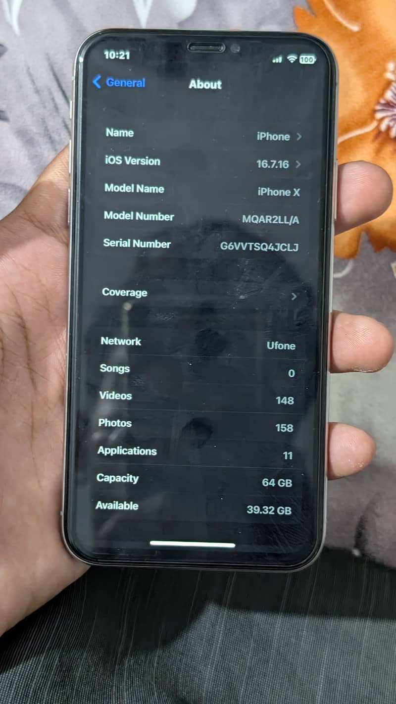 Apple iPhone X 4