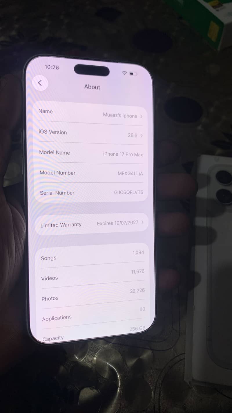 Apple iPhone 17 Pro Max 6