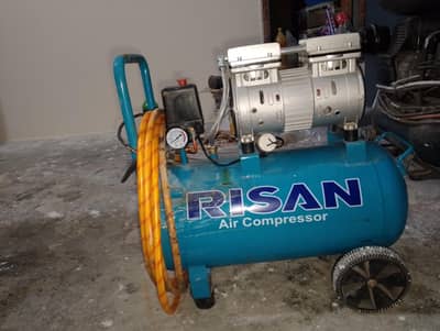 air compressor for sale brend new only one day used price only 26500