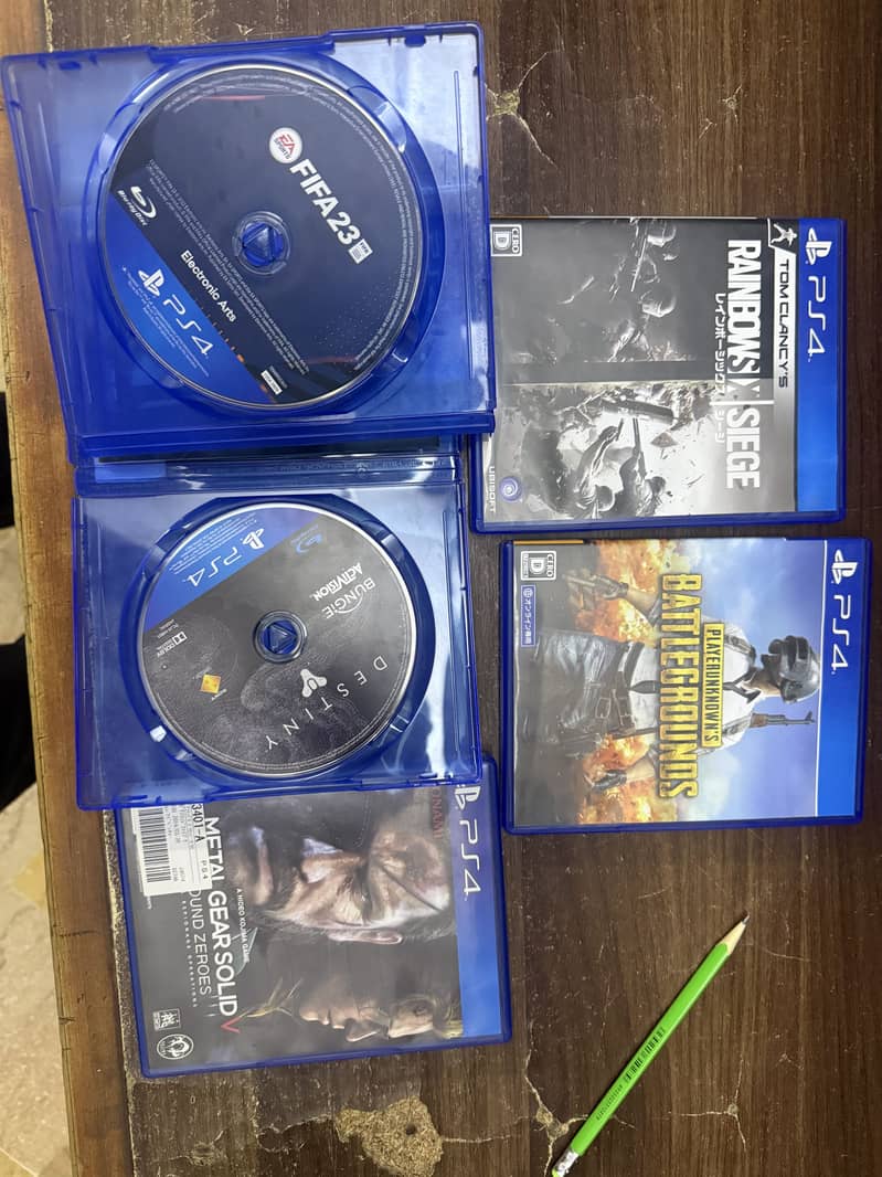 Ps 4 slim 4