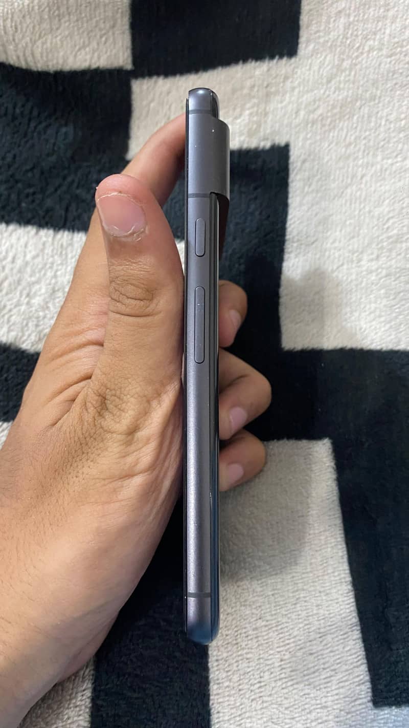 Google Pixel 8 2