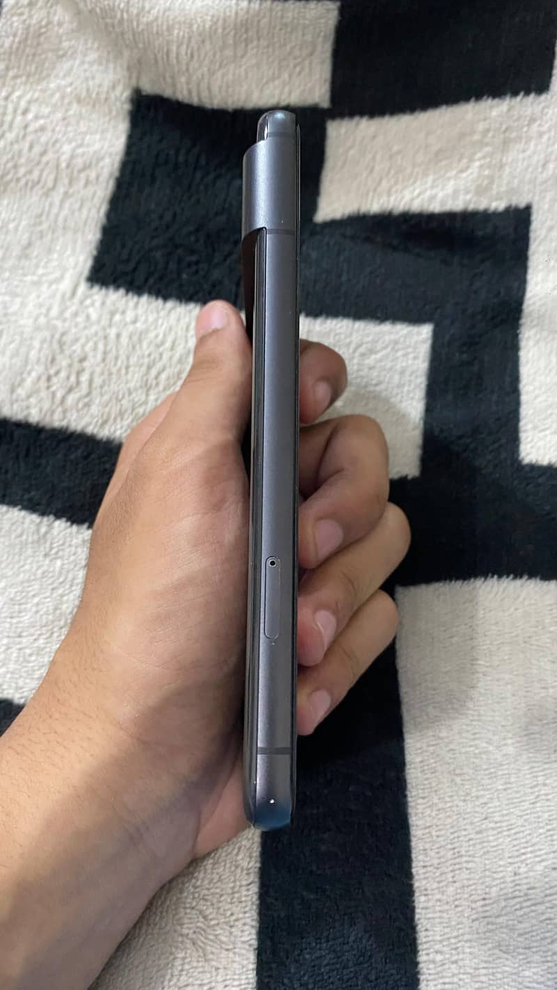 Google Pixel 8 3