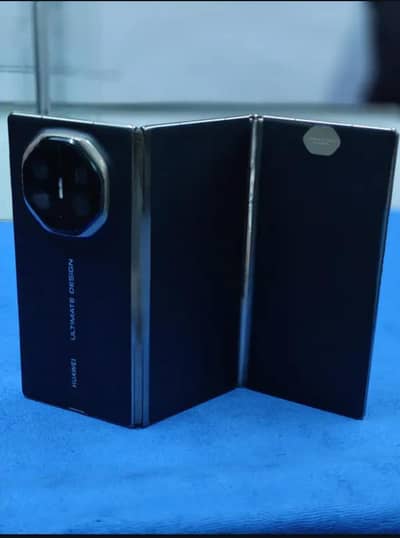 Huawei Mate XT Ultimate