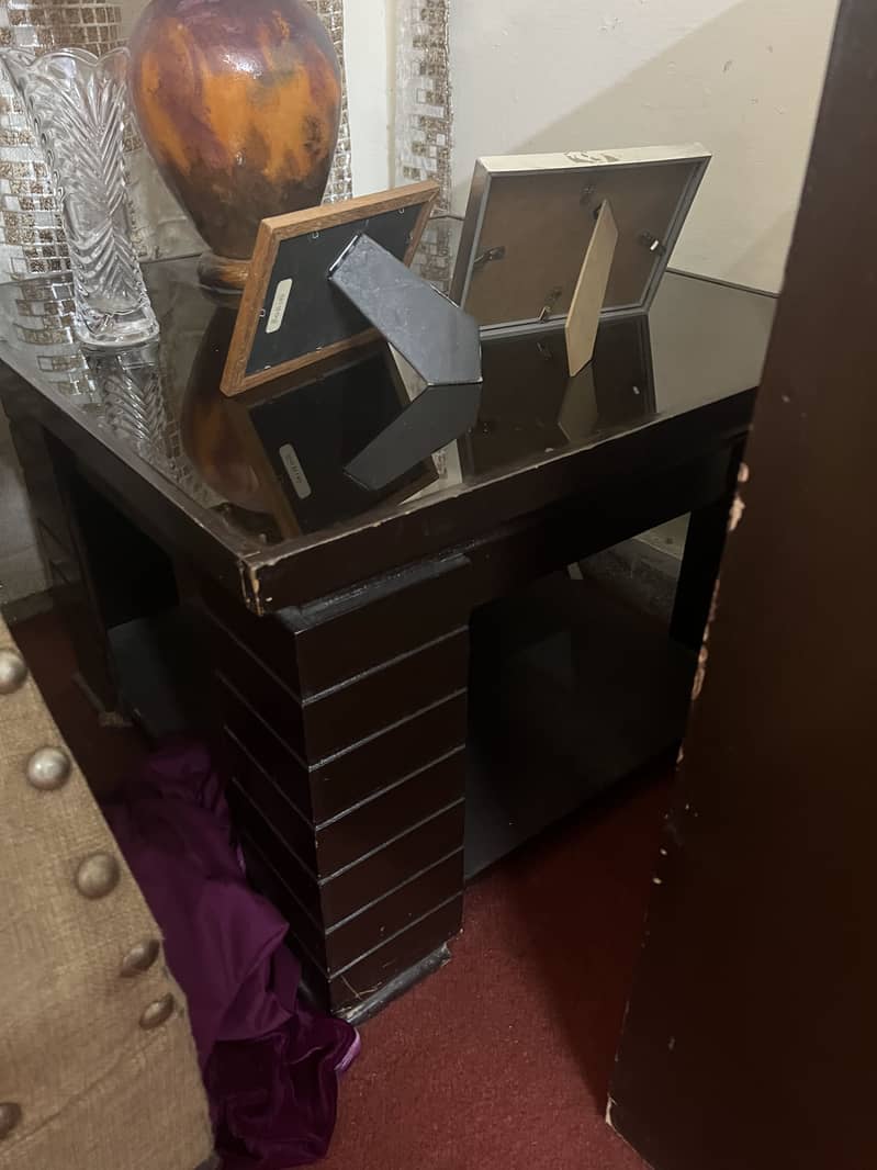 Centre table with 2 side tables 5