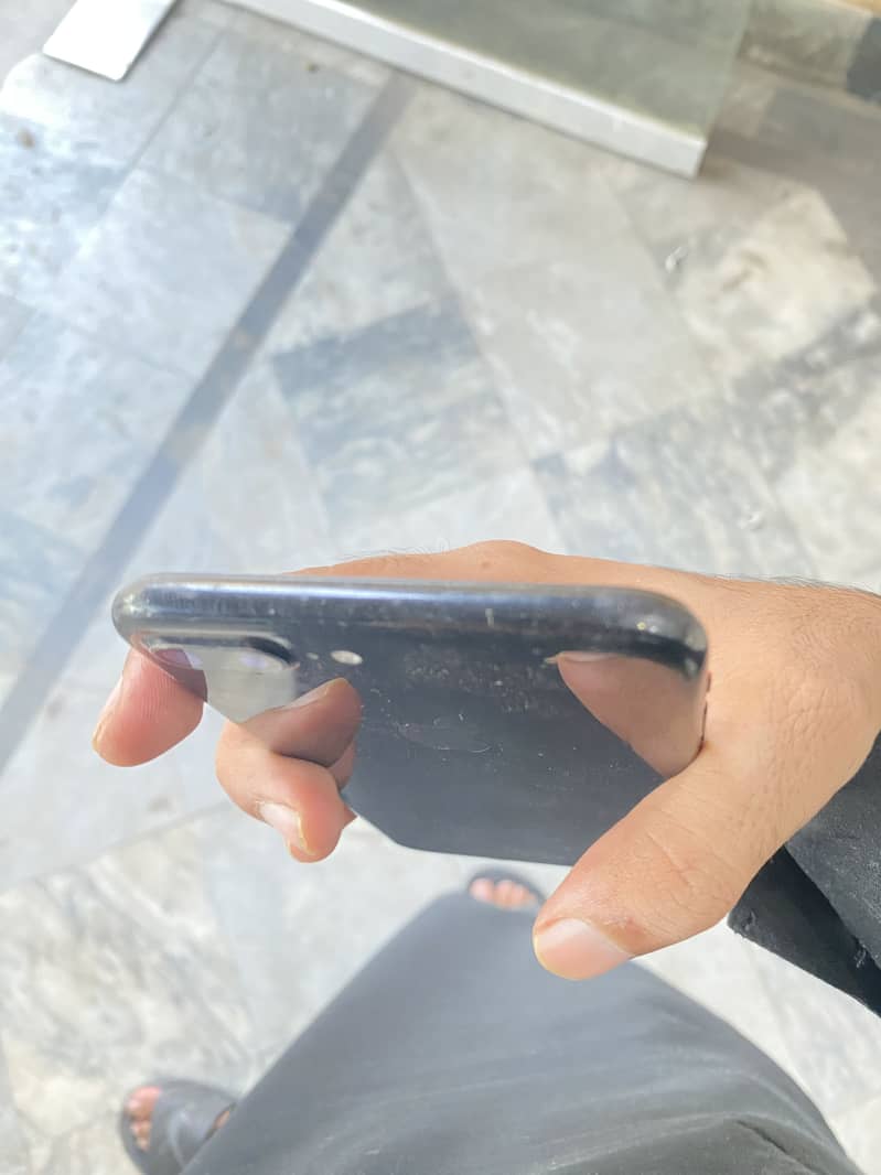 Apple iPhone 7 Plus 3