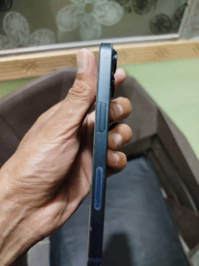 Apple iPhone 14