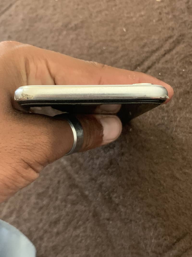 Apple iPhone X 5