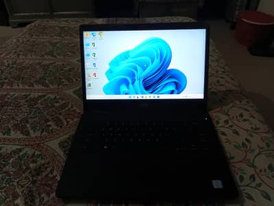 DELL LETITIDE INTEL CORE i5 8th generation 8gb 256gb