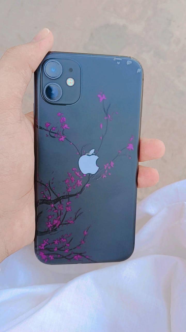 Apple iPhone 11 0