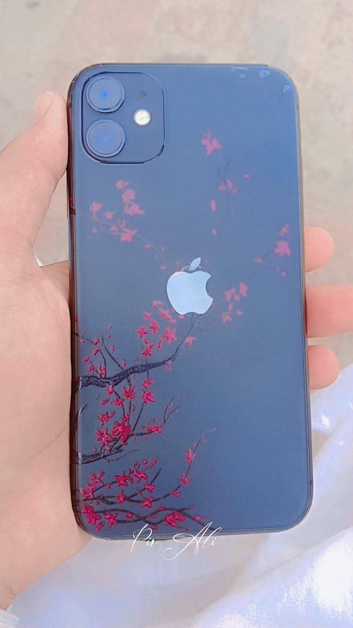 Apple iPhone 11 3