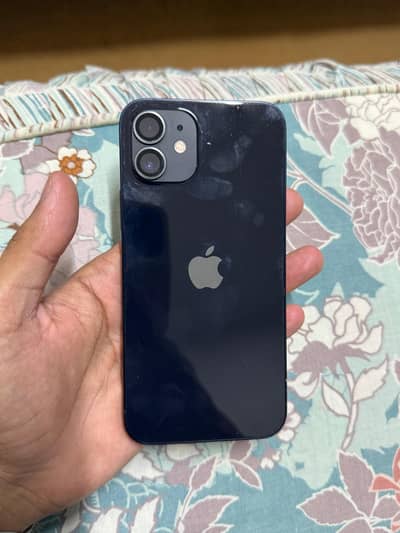 Apple iPhone 12
