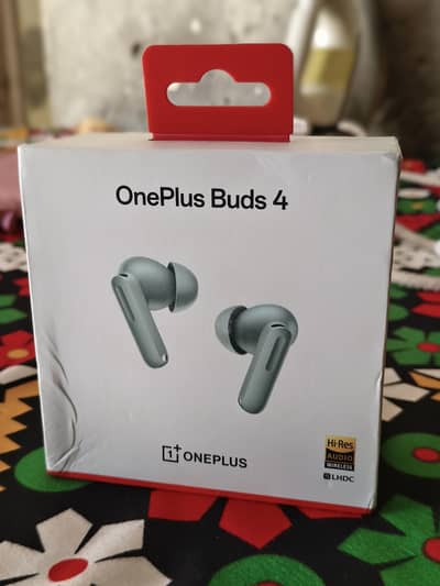 OnePlus Buds 4 - Mint 10/10 Condition (Unactivated Warranty)