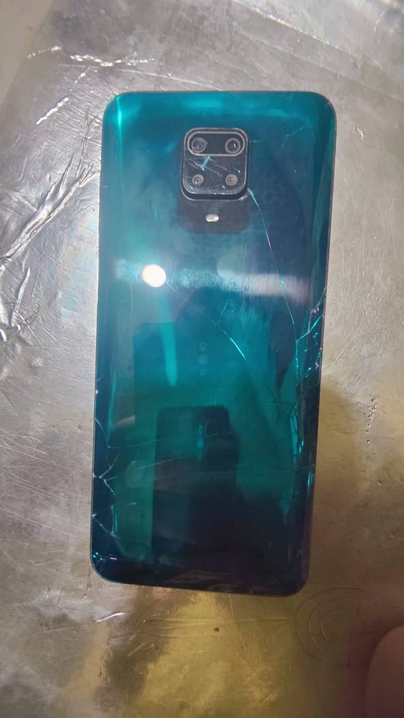 Xiaomi Redmi Note 9S 1