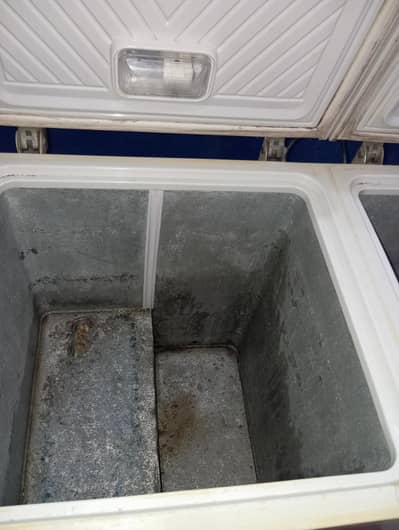 Waves double door deep freezer for sale