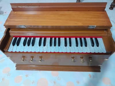 Sagwan Wood Harmonium/ 3set/ 7 Belows/ Brass Reeds/ Rs. 210,000/=