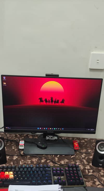 View Sonic XG2405 Gaming monitor 144hz 1080p adjustable height.