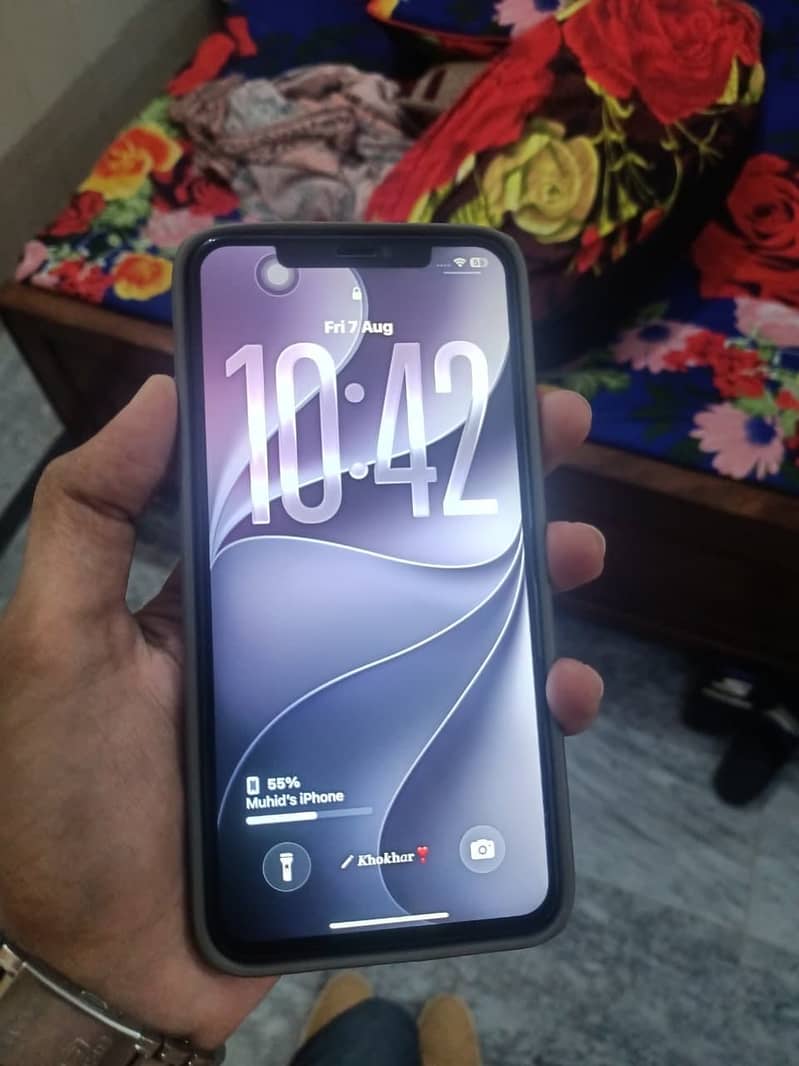 Apple iPhone 11 Pro Max 2