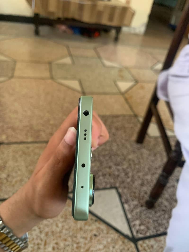 Xiaomi Redmi Note 13 4