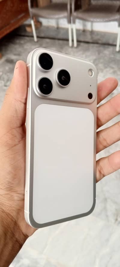 Apple iPhone XR to iphone 17pro