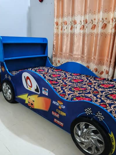 Kids bed 