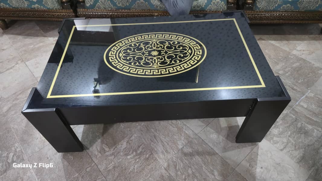 TABLE 0